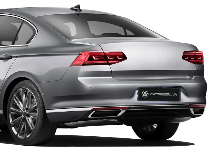 Volkswagen Passat B8.5 siyah krom bagaj alt çıtası – görsel 1