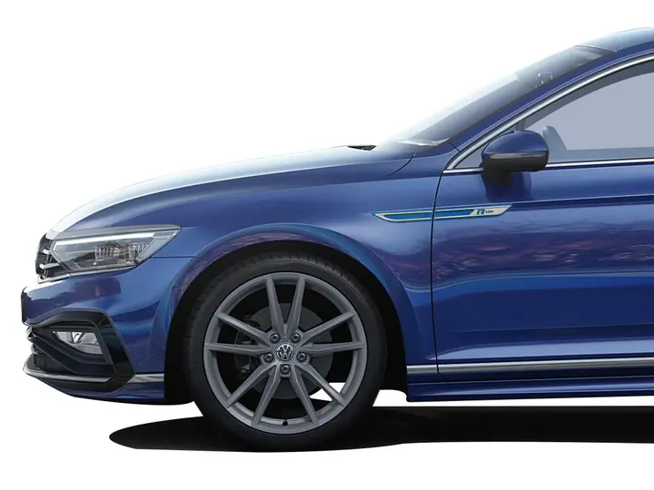 Volkswagen Passat B8.5 mavi R-Line çamurluk çıtası – görsel 1