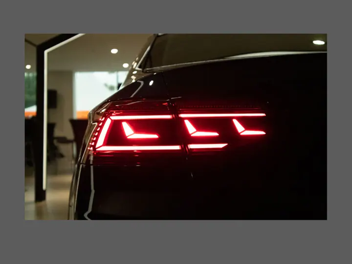 Volkswagen Passat B8 için B8.5 görünümlü LED stop – görsel 1